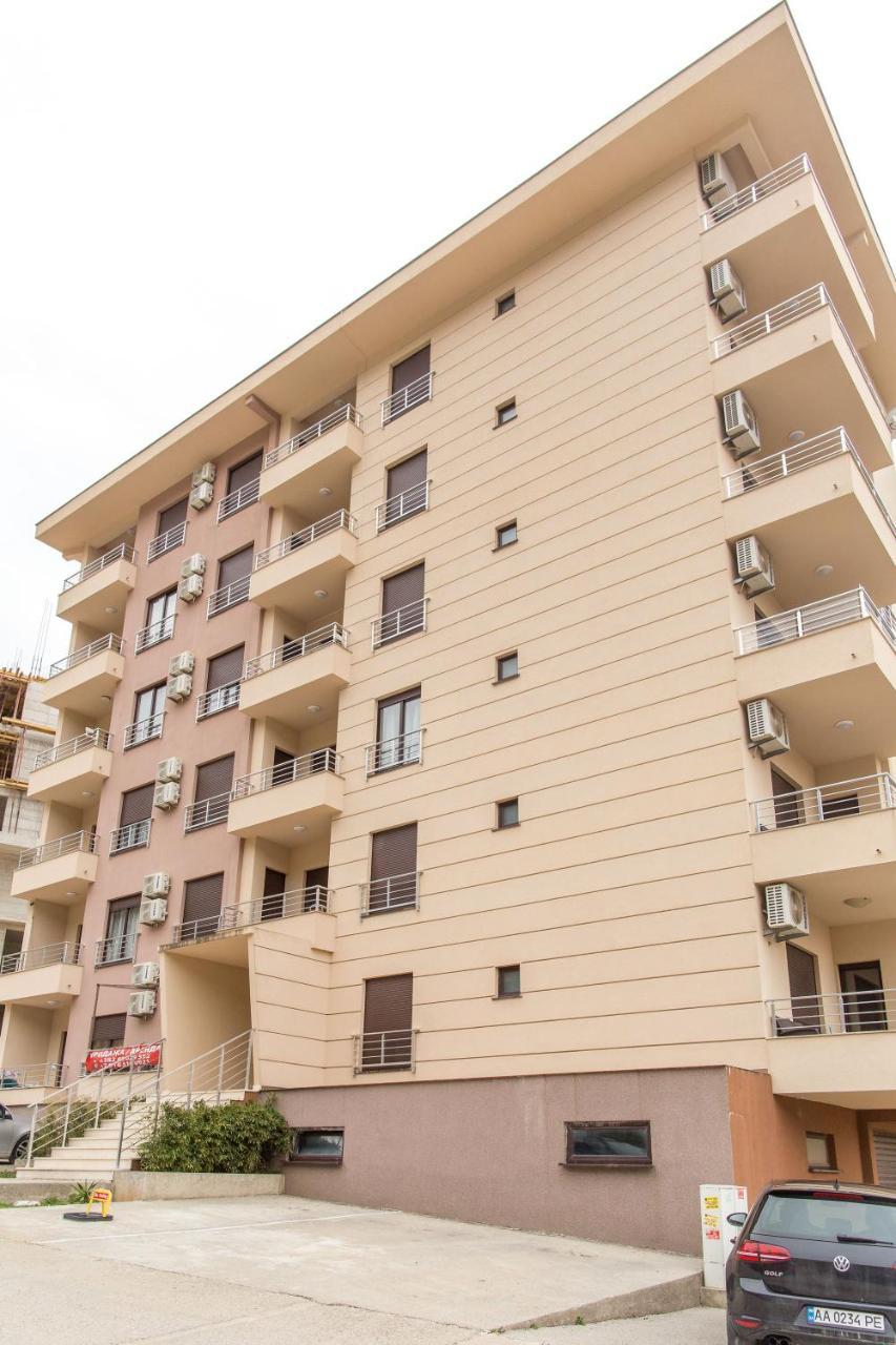 Becici - Andrea Apartman Kültér fotó